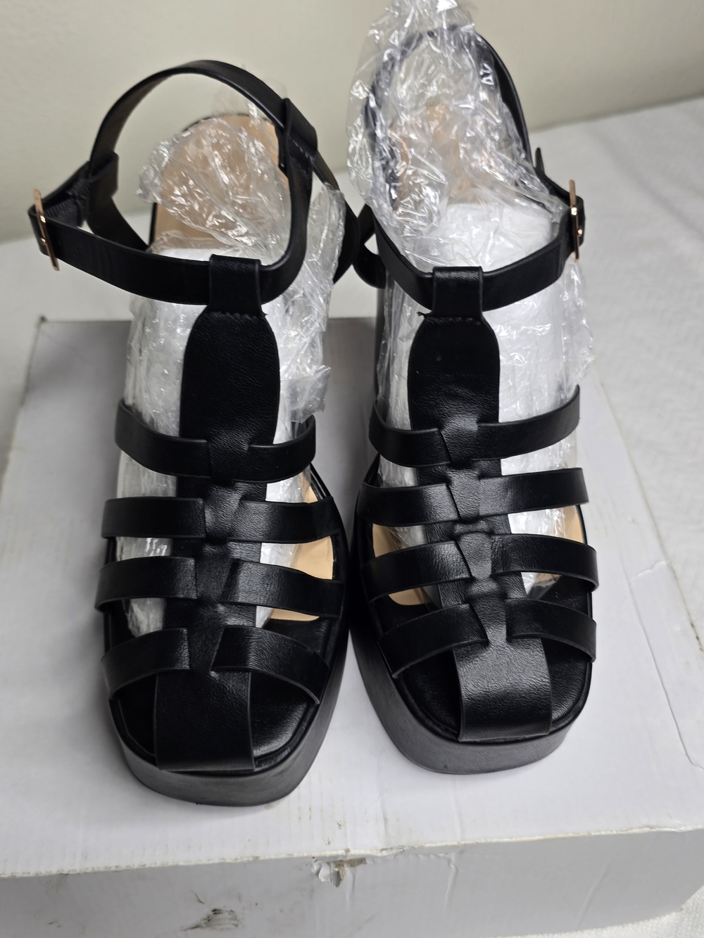 Bamboo Black Platform Block Heel Sandals Women's Size 10 – Mint Condition - Picture 2 of 6